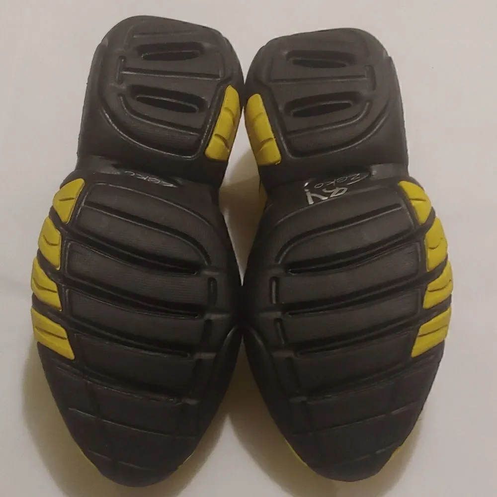 Unisex Zeko Yellow/black Ultra Lightweight Water resistant shoe women 10/men 8.
